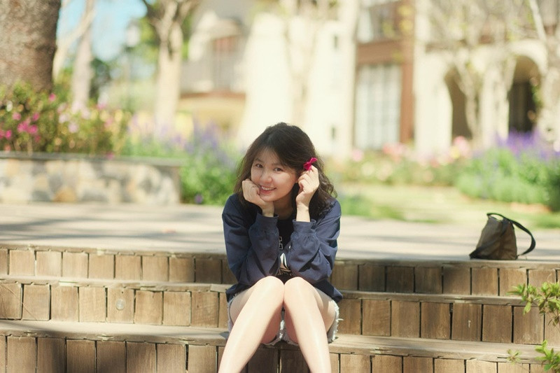 Năm 2018, trong cuộc phỏng vấn với Vietnamnet, Ngô Quỳnh Anh cho biết, cô không thường sử dụng mạng xã hội còn fanpage được một số người hâm mộ thành lập và duy trì hoạt động. Ảnh: FB Ngô Quỳnh Anh.