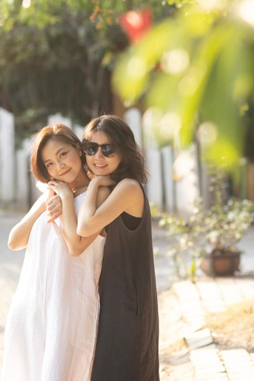 Ngô Quỳnh Anh không ít lần chia sẻ hoạt động nghệ thuật của Thanh Ngọc để ủng hộ cô bạn thân. Ảnh: FB Ngô Quỳnh Anh.