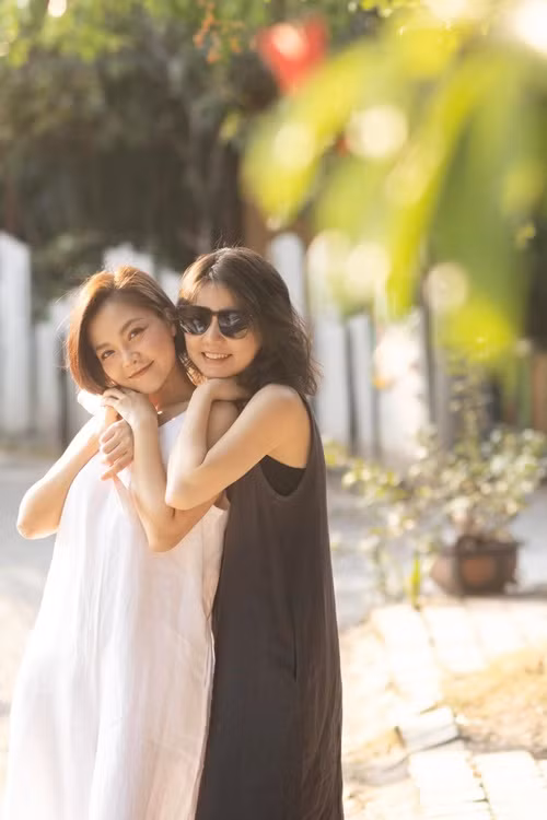 Ngô Quỳnh Anh không ít lần chia sẻ hoạt động nghệ thuật của Thanh Ngọc để ủng hộ cô bạn thân. Ảnh: FB Ngô Quỳnh Anh.