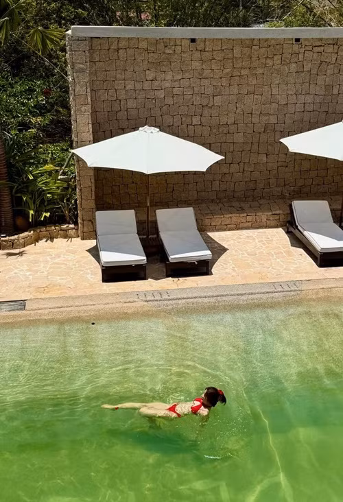 Thúy Ngân thường tự thưởng cho bản thân những kỳ nghỉ dưỡng sau chuỗi ngày vất vả làm việc.