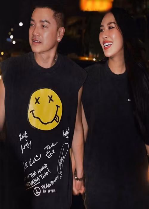 Tăng Khánh Chi chia sẻ hài hước: "Ông bố bà mẹ bỉm sữa được xuống núi". Ảnh: FB Quang Minh.