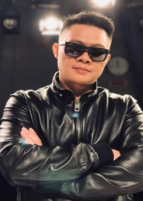 Quang Minh khóa bình luận người lạ trên trang cá nhân Facebook và chưa lên tiếng về ồn ào quảng cáo sữa. Ảnh: FB Quang Minh.