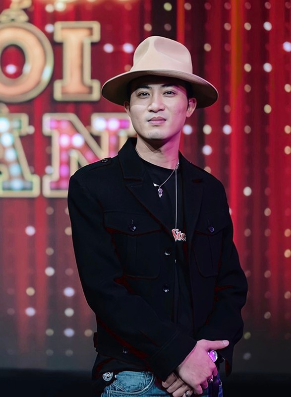 Ồn ào Doãn Quốc Đam quảng cáo sữa giả hiện tại vẫn thu hút sự quan tâm của nhiều khán giả. Phía người trong cuộc chọn cách im hơi lặng tiếng. Ảnh: FB Doãn Quốc Đam.