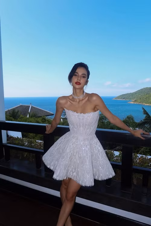 Con gái Lê Hóa từng lọt top 6 Miss Universe Vietnam 2023.