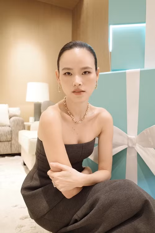 Tuyết Lan quyến rũ cuốn hút không kém cạnh các hoa hậu, á hậu. Ảnh: FB Tuyết Lan.