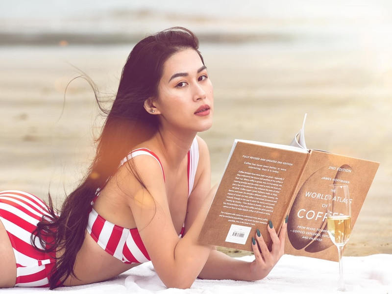 Ngọc Thanh Tâm giữ được vóc dáng săn chắc, gợi cảm ở tuổi 32.