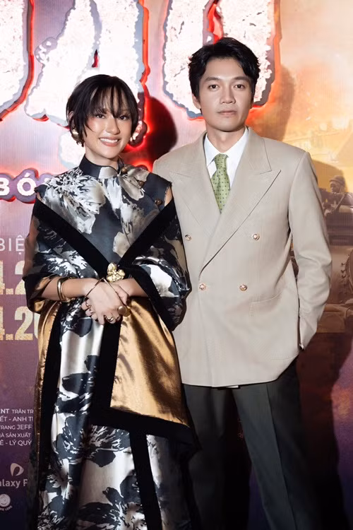 Đóng vai Ba Hương trong Địa đạo: Mặt trời trong bóng tối, Hồ Thu Anh cũng siết cân. Cô giảm 8-9kg. Ảnh: FB Hồ Thu Anh.