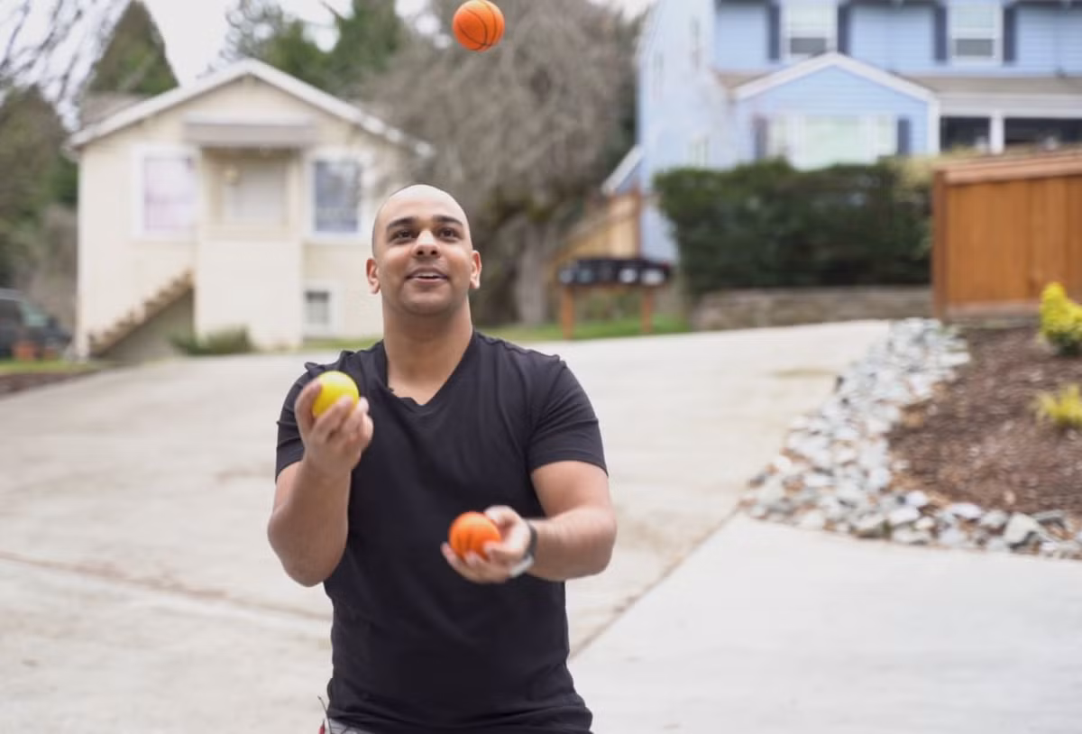 Tro thanh trieu phu 27 tuoi: Tiet kiem 80% uong, moi thang chi ton 500.000 tien an