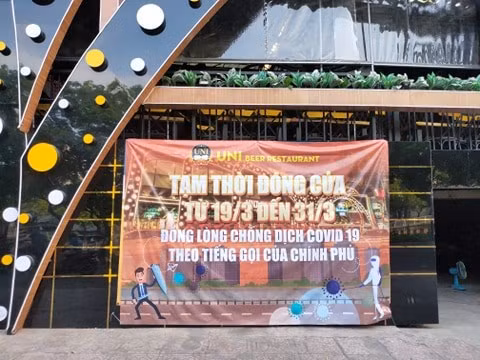 Ngoài những nơi đóng cửa sau chỉ thị của TP HCM là ngày 24/3, nhưng trước đó có một số nhà hàng đã thông báo tạm thời đóng cửa từ 19/3.