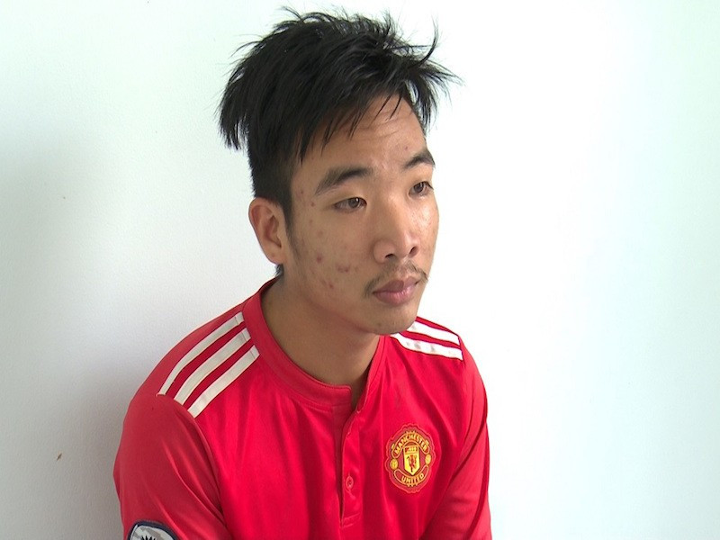  Thiếu niên dọa tung ảnh nóng ép bé gái quan hệ tình dục: Ngày 22/1, em P.B.T (13 tuổi) nhắn tin nói lời chia tay Phạm Vũ Khanh (17 tuổi, ở An Giang), Khanh níu kéo tình cảm nhưng bất thành. Đến trưa 23/1, Khanh đến trường chờ em T. và rủ T. về nhà mình. Tại đây, Khanh buộc em T. cho quan hệ tình dục nếu không sẽ tung những hình ảnh nhạy cảm nhưng không thành. Bé gái kể lại sự việc cho gia đình nghe và gia đình đi trình báo Công an. 