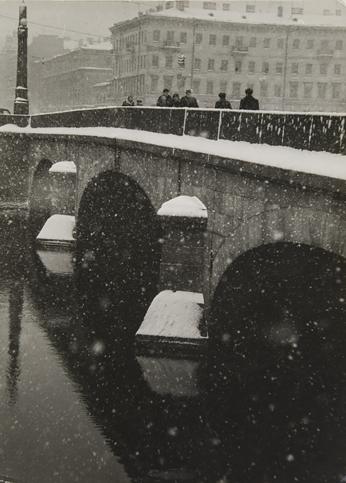 Tuyết rơi ở Leningrad những năm 1960.