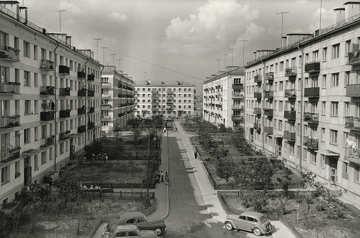 Quận Khoroshevo-Mnevniki với những tòa nhà cao tầng năm 1960.