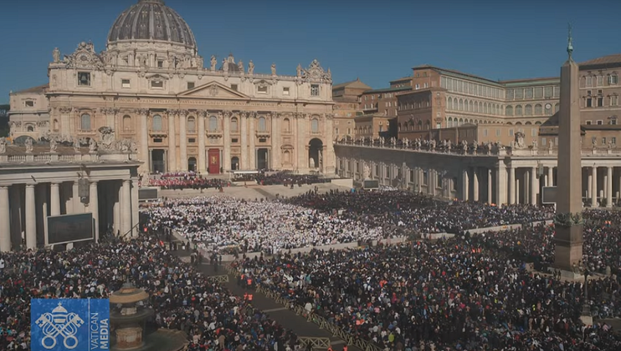 Bien nguoi du le tang cua Giao hoang Francis-Hinh-4