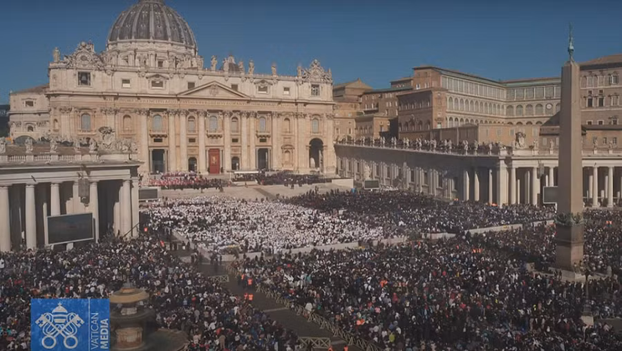 Bien nguoi du le tang cua Giao hoang Francis-Hinh-4
