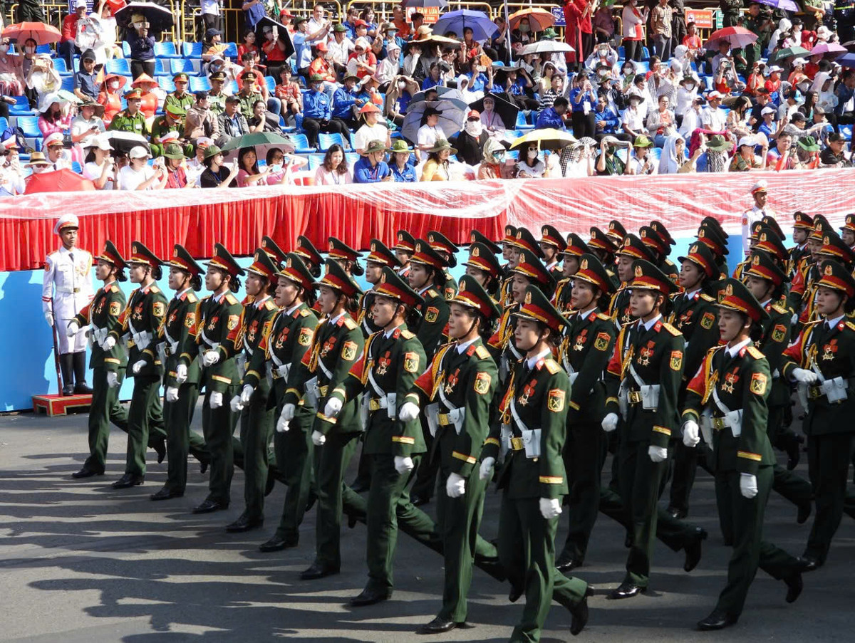 Khối Nữ quân y.