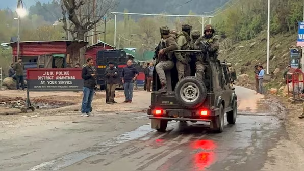 Tiet lo soc ve nghi pham chinh vu xa sung o Kashmir-Hinh-2