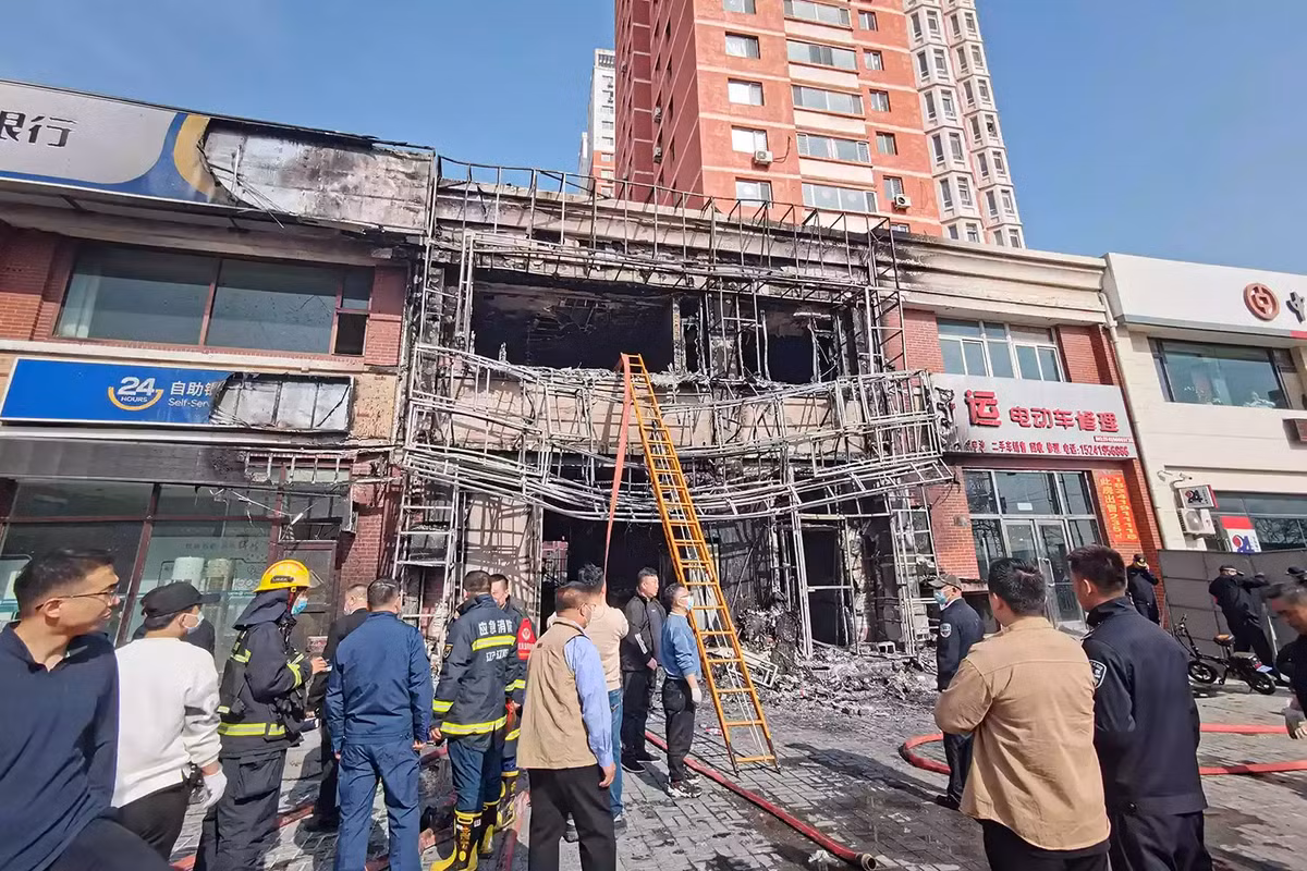 Hien truong vu chay nha hang o Trung Quoc, 22 nguoi thiet mang-Hinh-4