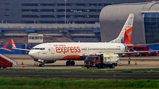 Phi cong dot tu khi may bay vua ha canh-Hinh-2