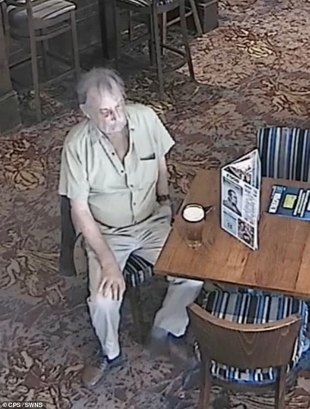 Bản án cho người vợ sát hại chồng, giấu thi thể trong tủ - Hình 3 Ban an cho nguoi vo sat hai chong, giau thi the trong tu-Hinh-3