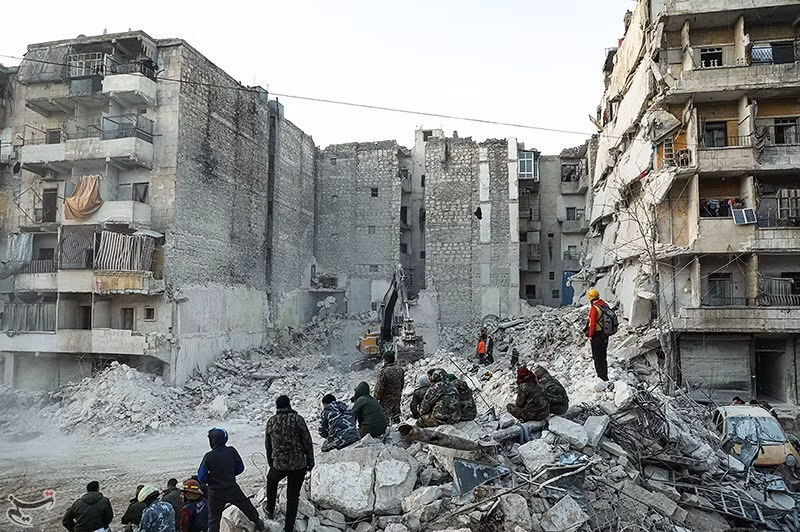 Những tòa nhà bị hư hại ở Aleppo. Ảnh: Wikipedia.