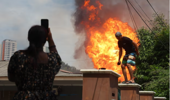 Chay duong ong khi dot o Malaysia, 145 nguoi bi thuong-Hinh-2