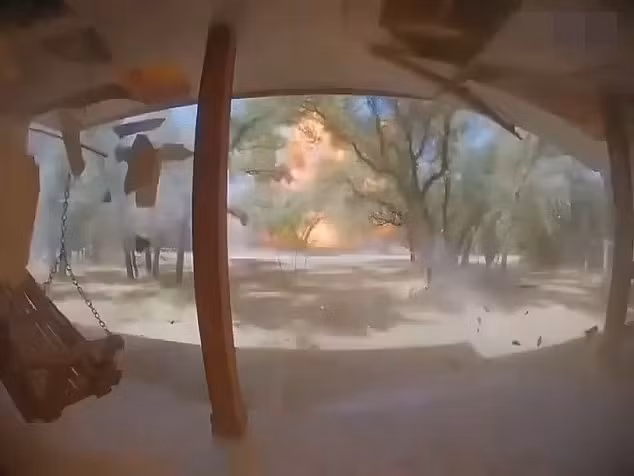 Kinh hai khoanh khac ngoi nha moi xay no tung, nhieu nguoi bi thuong-Hinh-3