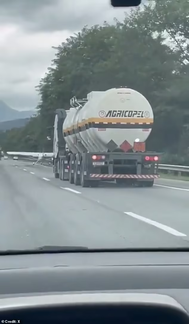 Hong dong co, may bay ha canh khan xuong cao toc dong duc-Hinh-2