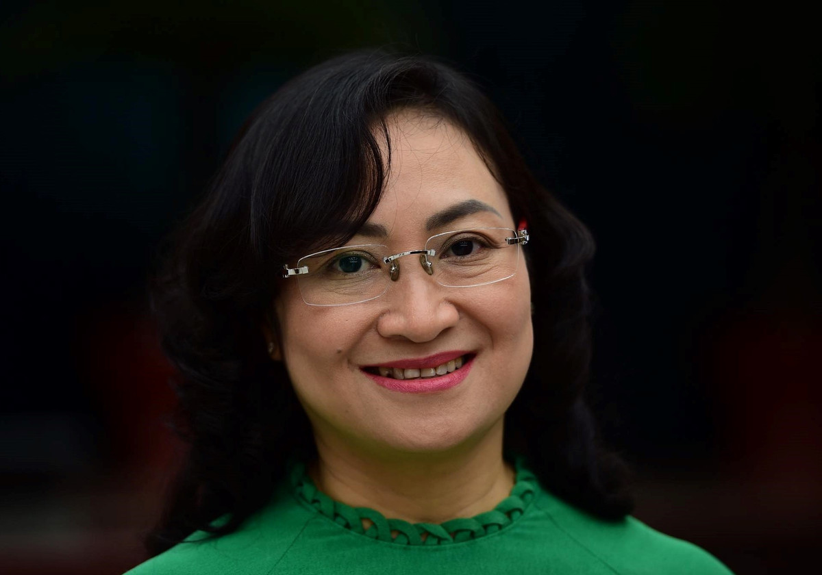 Theo đó, Chương trình hành động của bà Phan Thị Thắng tập trung nêu các giải pháp phát triển các ngành dịch vụ có giá trị gia tăng cao, thế mạnh của TPHCM trong lĩnh vực đồng chí được phân công. Đồng thời đổi mới, nâng cao hiệu quả công tác quản lý tài chính công, ngân sách đáp ứng yêu cầu phát triển của TPHCM. Từ đó góp phần tháo gỡ điểm nghẽn về nguồn lực ngân sách, phát huy tối đa lợi thế và tiềm năng lợi thế của TP để phát triển TPHCM nhanh hơn, bền vững hơn.