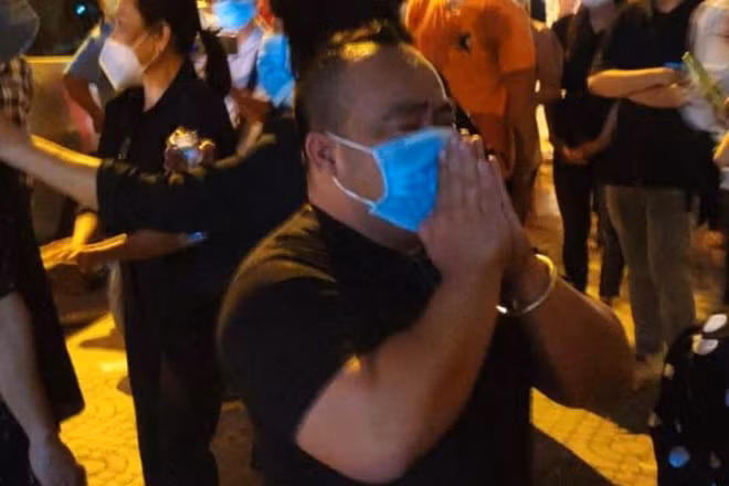 Dang clip ve thi the nghe si Chi Tai: 