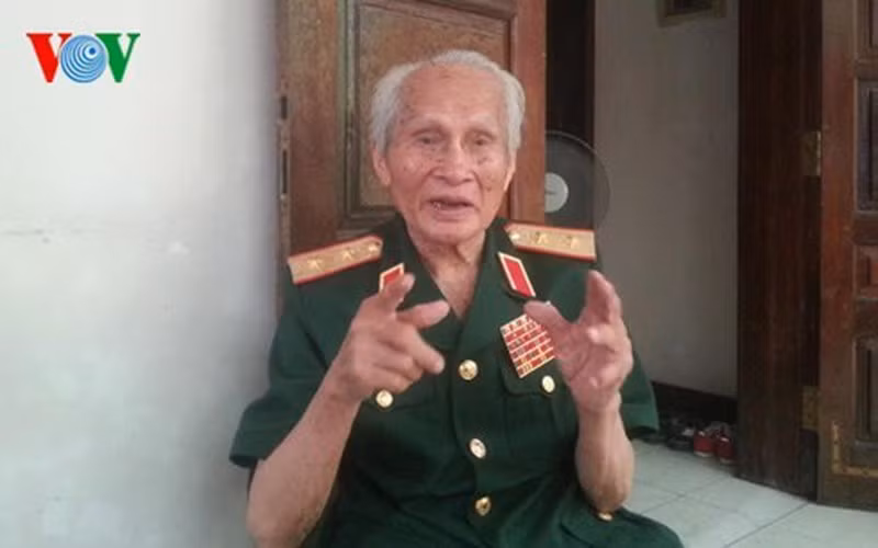 Với chiến công này, Trung đoàn 24A đã được tặng thưởng Huân chương Quân công hạng Ba. Ngày 7/5/1970, Trung đoàn 24A nhận lệnh của Bộ Tư lệnh Mặt trận Tây Nguyên nhanh chóng cơ động sang chiến trường Campuchia để phối hợp với lực lượng chiến trường B2 Nam bộ giải phóng các tỉnh Đông Bắc Campuchia, tạo thế chân kiềng cho 3 nước Việt Nam - Lào – Campuchia đánh thắng giặc Mỹ… Ảnh: VOV