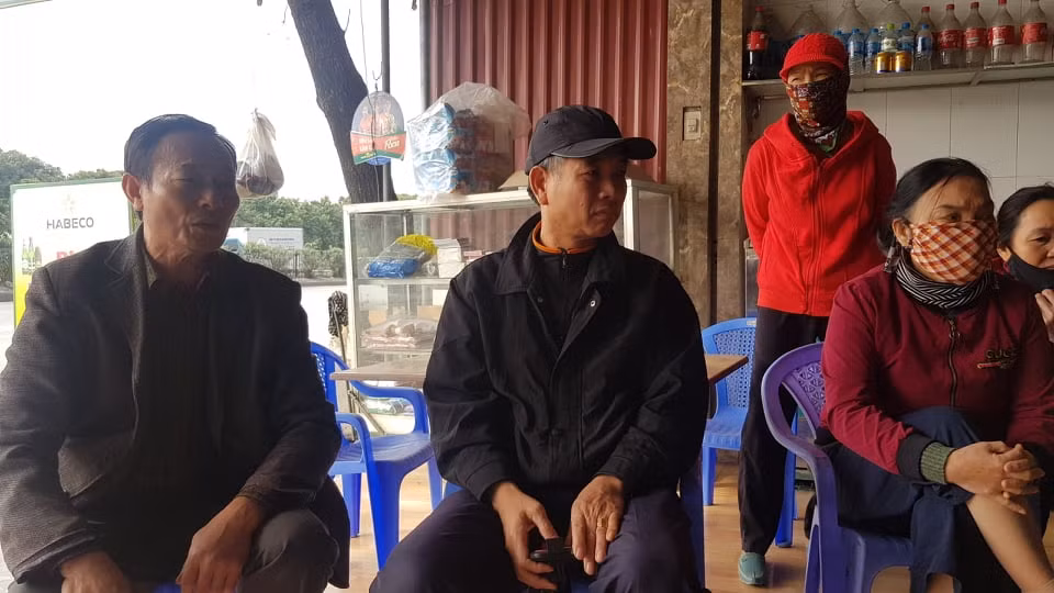 Hai Duong: Dan song canh Cong ty Giay Cam Binh keu than o nhiem-Hinh-3