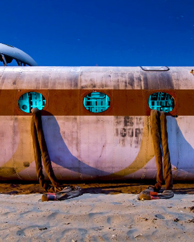 Bức ảnh này chụp một trực thăng quân sự Piasecki bị bỏ rơi từ những năm 1950.