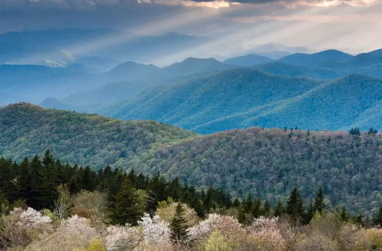 Núi Appalachian là một trong những ngọn núi lâu đời nhất trên Trái Đất.