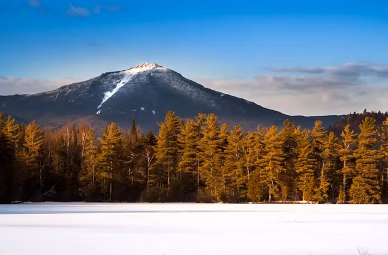 Núi Adirondack ở New York.