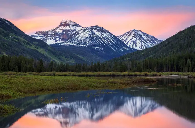 Núi Uinta ở Utah có 1.000 hồ tự nhiên.