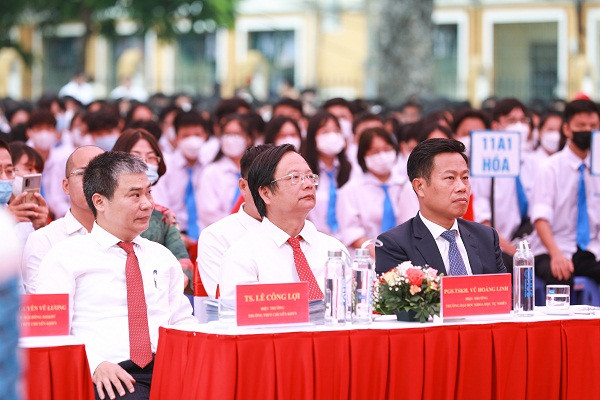 Chu tich nuoc: Doi moi mo hinh truong chuyen, boi duong nhan tai cho dat nuoc-Hinh-2