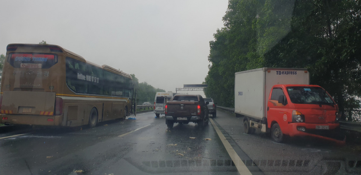 Nguyen nhan cao toc Phap Van - Cau Gie tac nghen hang gio dong ho