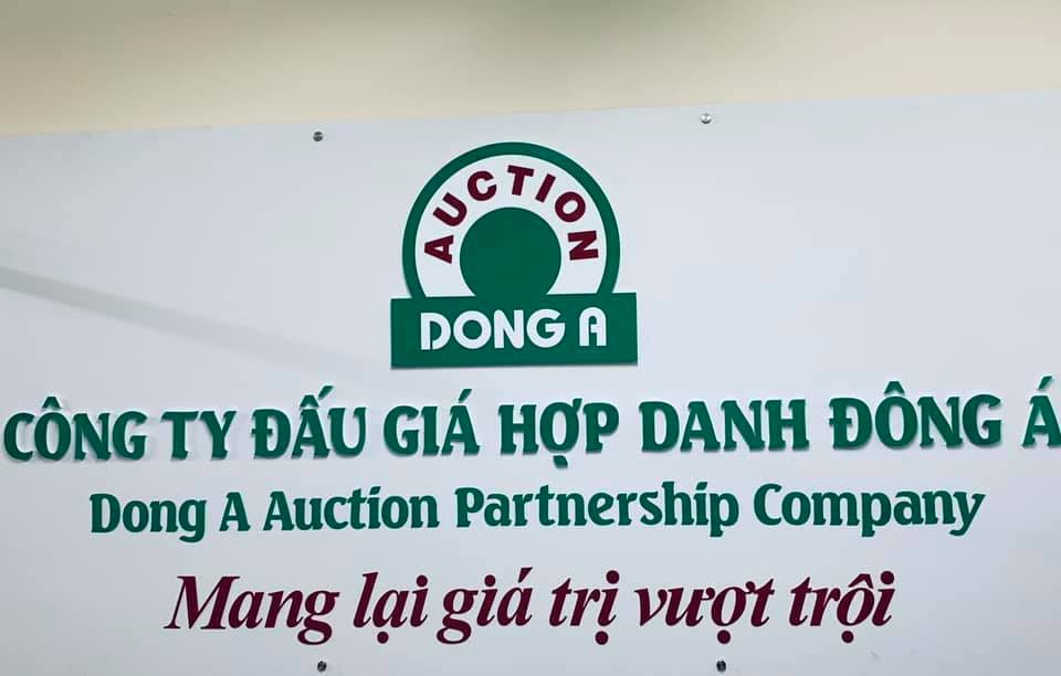 Sai pham cua Cong ty dau gia hop danh Dong A tai Ha Noi