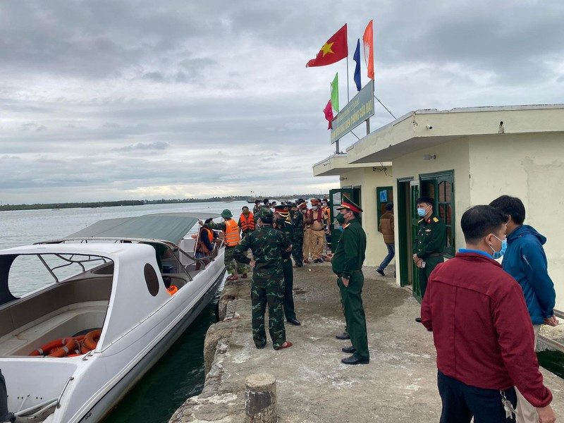 Thủ tướng giao Bộ Công an chỉ đạo Công an tỉnh Quảng Nam khẩn trương điều tra, xác minh nguyên nhân; lưu ý kiểm tra vi phạm về điều kiện kinh doanh trên đường thủy nội địa, nhất là hoạt động chở khách tham quan du lịch trên đường thủy nội địa.
