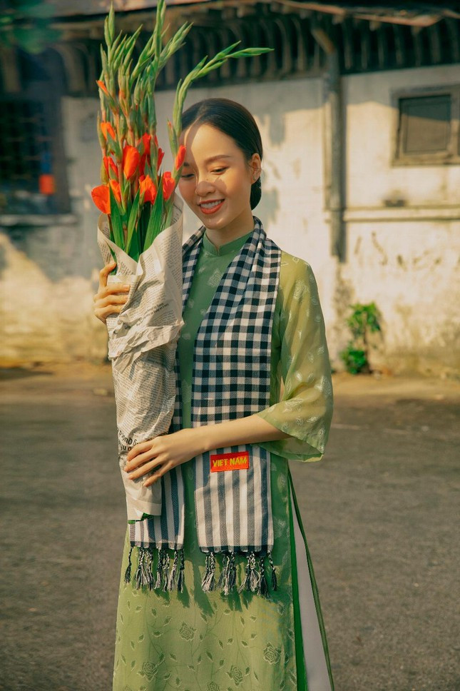 Hoa khôi Cần Thơ mong bình an đến với y, bác sĩ - Hình 8 Hoa khoi Can Tho mong binh an den voi y, bac si-Hinh-8