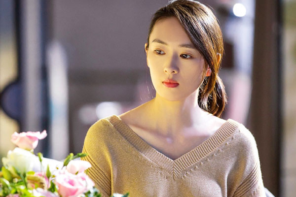 Khach den choi Tet, vo toi loay hoay nau thuc an duoi bep