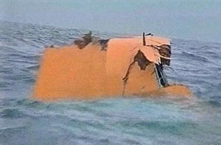 Ngày 3/5/2006, máy bay Airbus A320 gặp sự cố, ghi tiếp chuỗi sự kiện đen tối liên quan đến dòng máy bay này. Khi đó, chuyến bay 967 của hãng hàng không rơi xuống Biển Đen sau khi cố hạ cánh xuống sân bay Sochi, Nga lần thứ 2. Vụ tai nạn đã khiến 113 hành khách và phi hành đoàn tử vong.