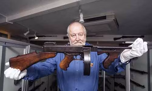 Sung cua Thu tuong Anh Churchill hinh anh 1