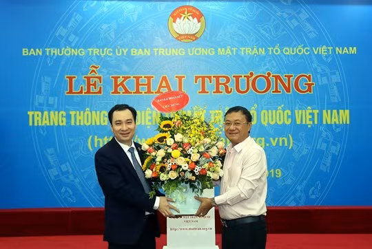 Khai truong Trang thong tin dien tu moi Mat tran To quoc Viet Nam-Hinh-9