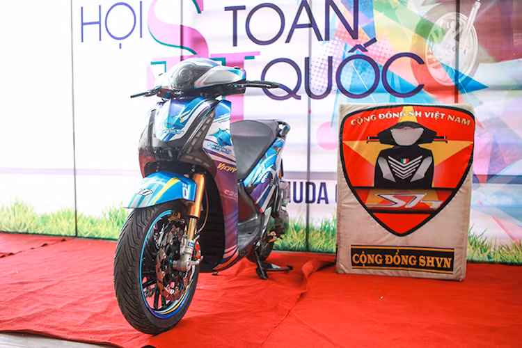 Tiếp nối thành công của Gala SH lần thứ I diễn ra vào năm ngoái, Ngày hội xe ga Honda SH toàn quốc 2017 lần thứ 2 đã vừa được tổ chức tại Hà Nội vào ngày Chủ Nhật 4/6/2017. Cũng giống như Gala SH lần 1, ngày hội SH toàn quốc 2017 diễn ra tại khu đô thị Gamuda Yên Sở, Hà Nội.
