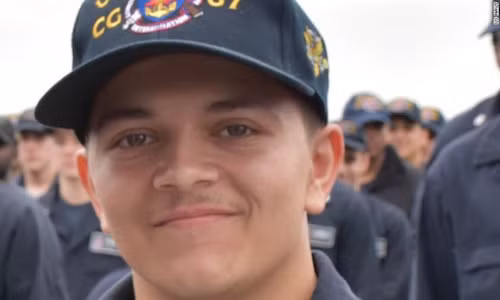 Thuy thu "roi xuong bien" 7 ngay duoc phat hien van o tren tau