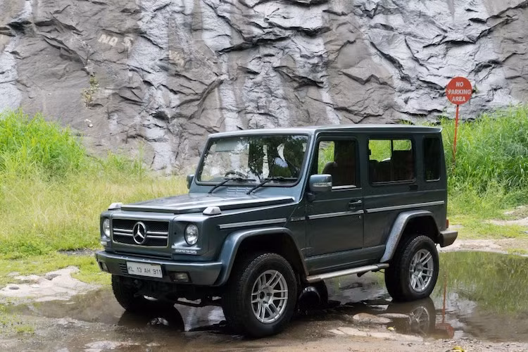 Được biết gói độ của Color Glo Kerala sẽ chỉ độ lại ngoại thất Force Gurkha giống như G63 AMG, trong khi giữ nguyên nội thất. Ngoài ra, hệ động lực nguyên bản của chiếc xe cũng được giữ nguyên. Thời gian độ xe sẽ là 45 ngày. Do được mua bản quyền từ Daimler-Benz nên Gurkha sở hữu hệ động lực khá giống chiếc Mercedes G250D đời cũ.