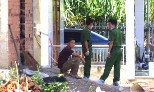 Hai vo chong nghi bi sat hai tai nha voi nhieu vet chem