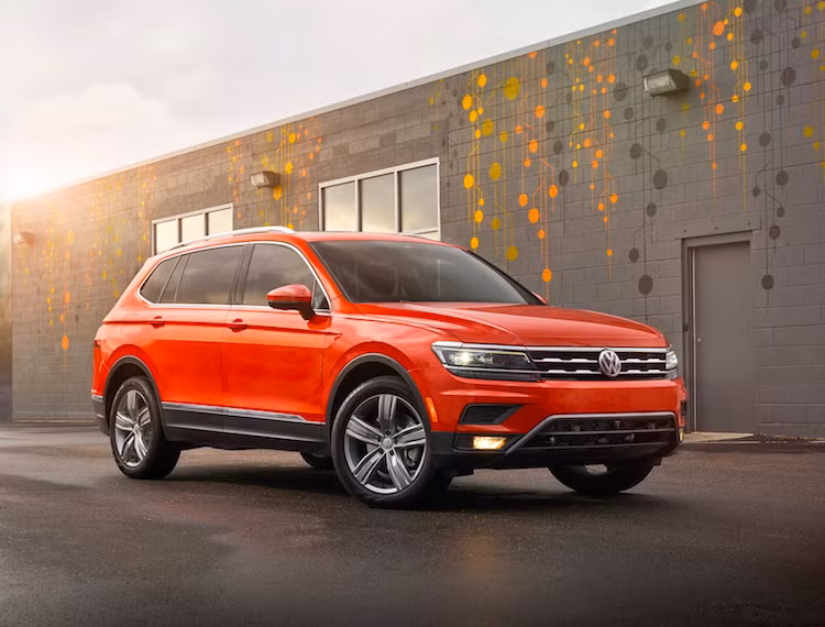 Tại triển lãm Detroit 2017 hồi đầu năm, hãng xe bình dân Đức Volkswagen đã đem mẫu crossover hạng trung Volkswagen Tiguan mới giới thiệu tại thị trường này, sau 2 năm kể từ khi "trình làng" lần đầu tiên trên Thế giới. Tuy nhiên, Tiguan "bản Mỹ" có khá nhiều khác biệt so với phiên bản quốc tế.