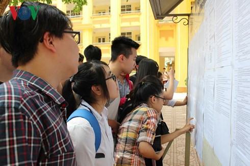 Trong kỳ thi THPT Quốc gia năm nay, thí sinh phải làm bài có thêm kiến thức lớp 11 (ảnh minh họa)